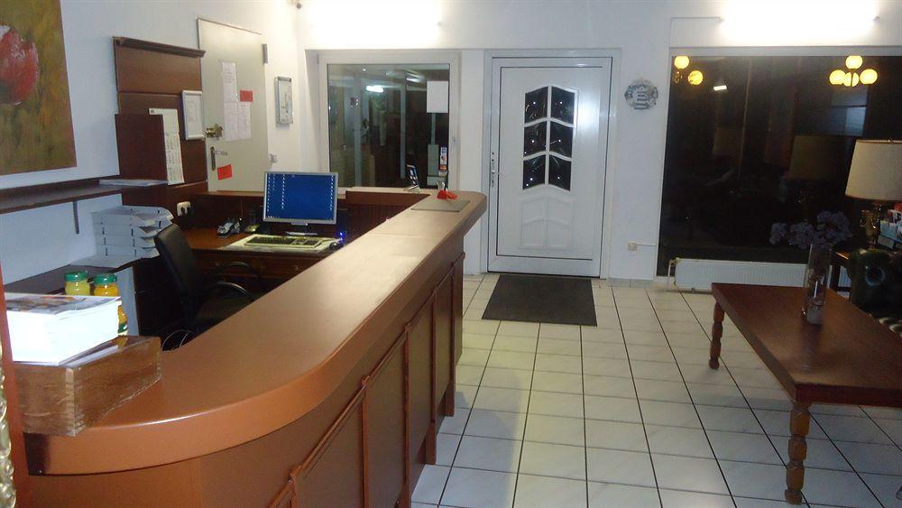 Hotel Rahlstedter Hof Hamburg-Harburg Buitenkant foto