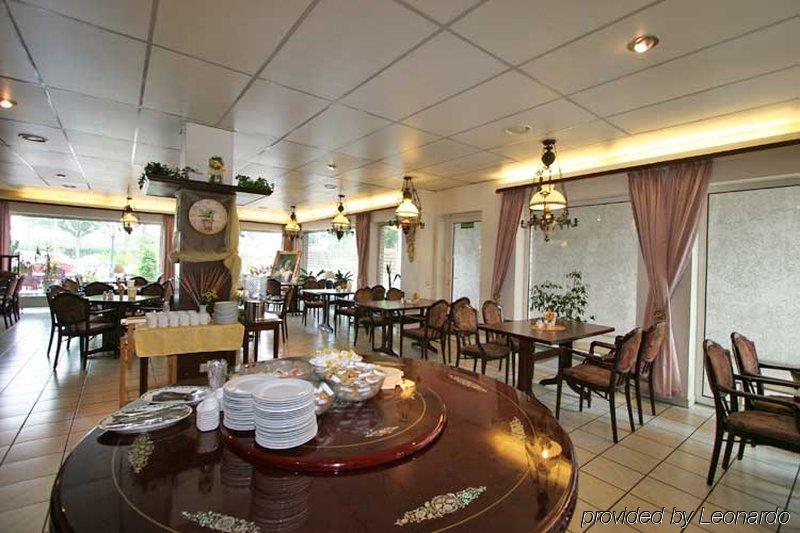 Hotel Rahlstedter Hof Hamburg-Harburg Buitenkant foto