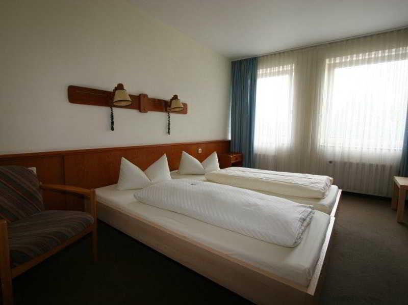 Hotel Rahlstedter Hof Hamburg-Harburg Buitenkant foto